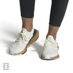 کفش رانینگ زنانه آدیداس مدل Ultraboost 22